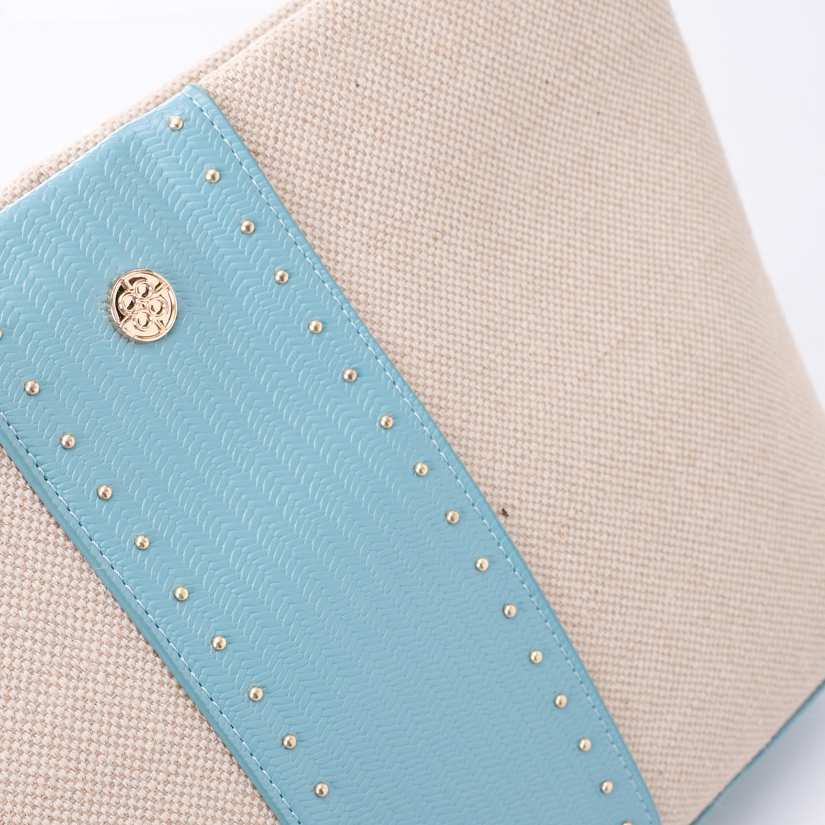 LID-DJTF-022 Vertical Leather Detail For Linen Simple Pouch