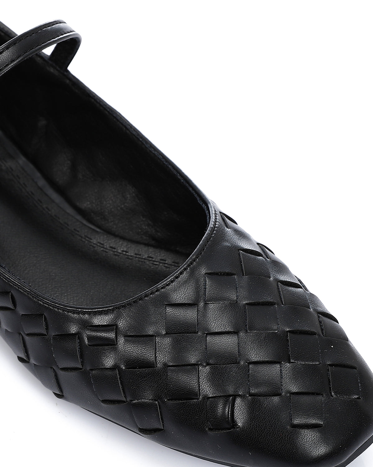 FAN-DVTV-001  Leather Ballets With Buckle