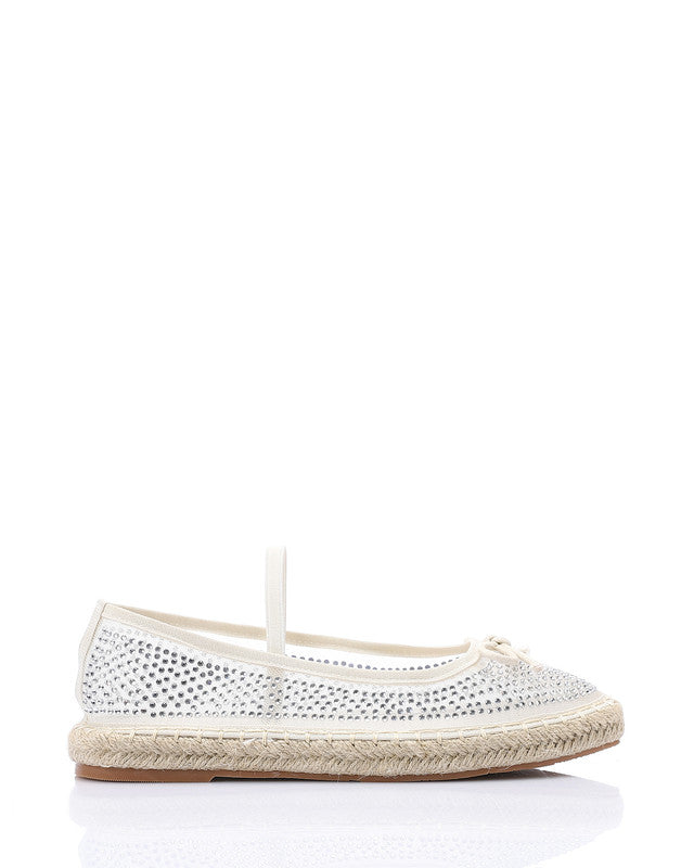 JAL-DJTV-004 Prominent Pattern Flat Shoes