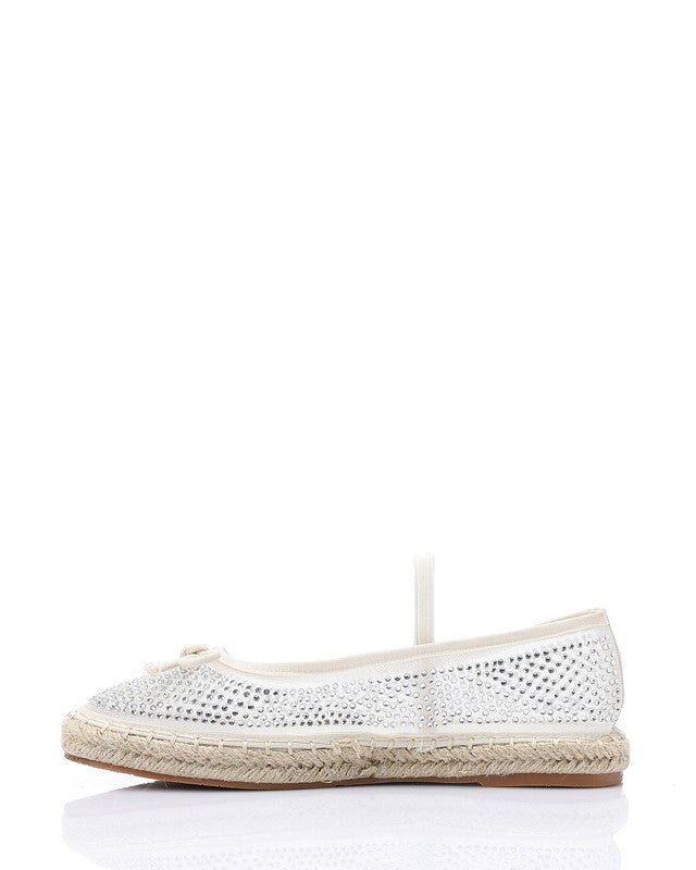 JAL-DJTV-004 Prominent Pattern Flat Shoes