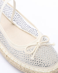 JAL-DJTV-004 Prominent Pattern Flat Shoes