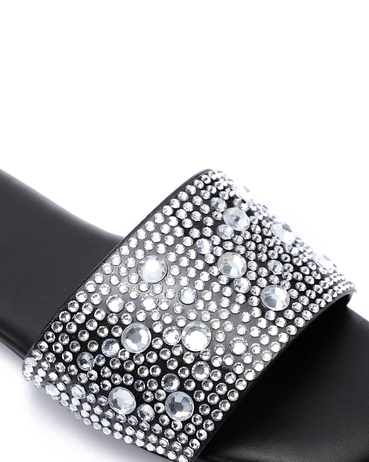 KND-DJTV-011 Flat Slipper With Strass