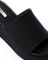 FAN-DJTF-025 Textured Slip On Slippers