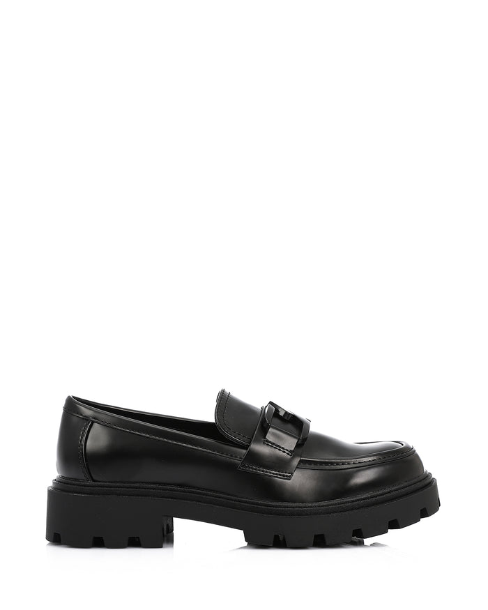 GOR-DVTV-007 Leather Loafers With Elegant Buckle