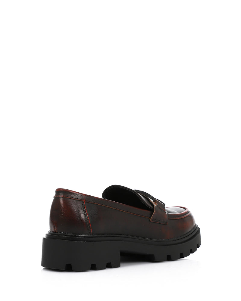 GOR-DVTV-007 Elegant Buckle Leather Loafers