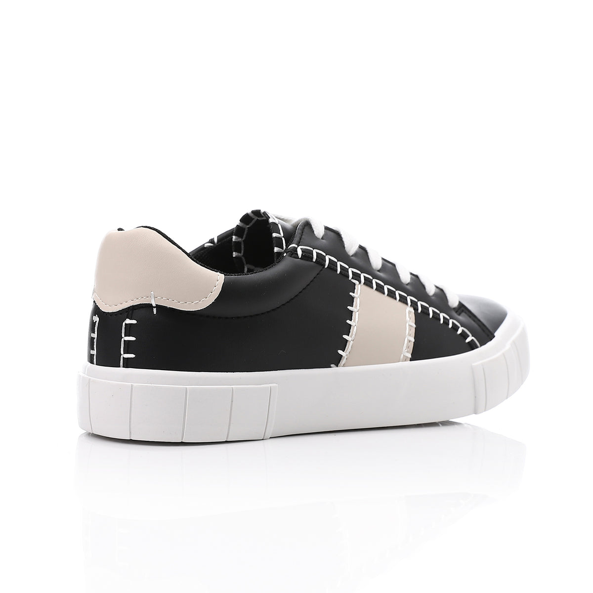 GPS-DJTF-002 Stitched Details Sneakers