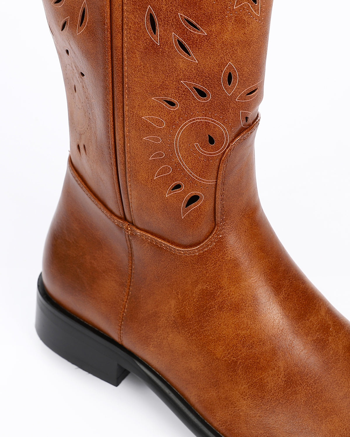 GPS-DVTV-010 Leather Laser Cut Boots