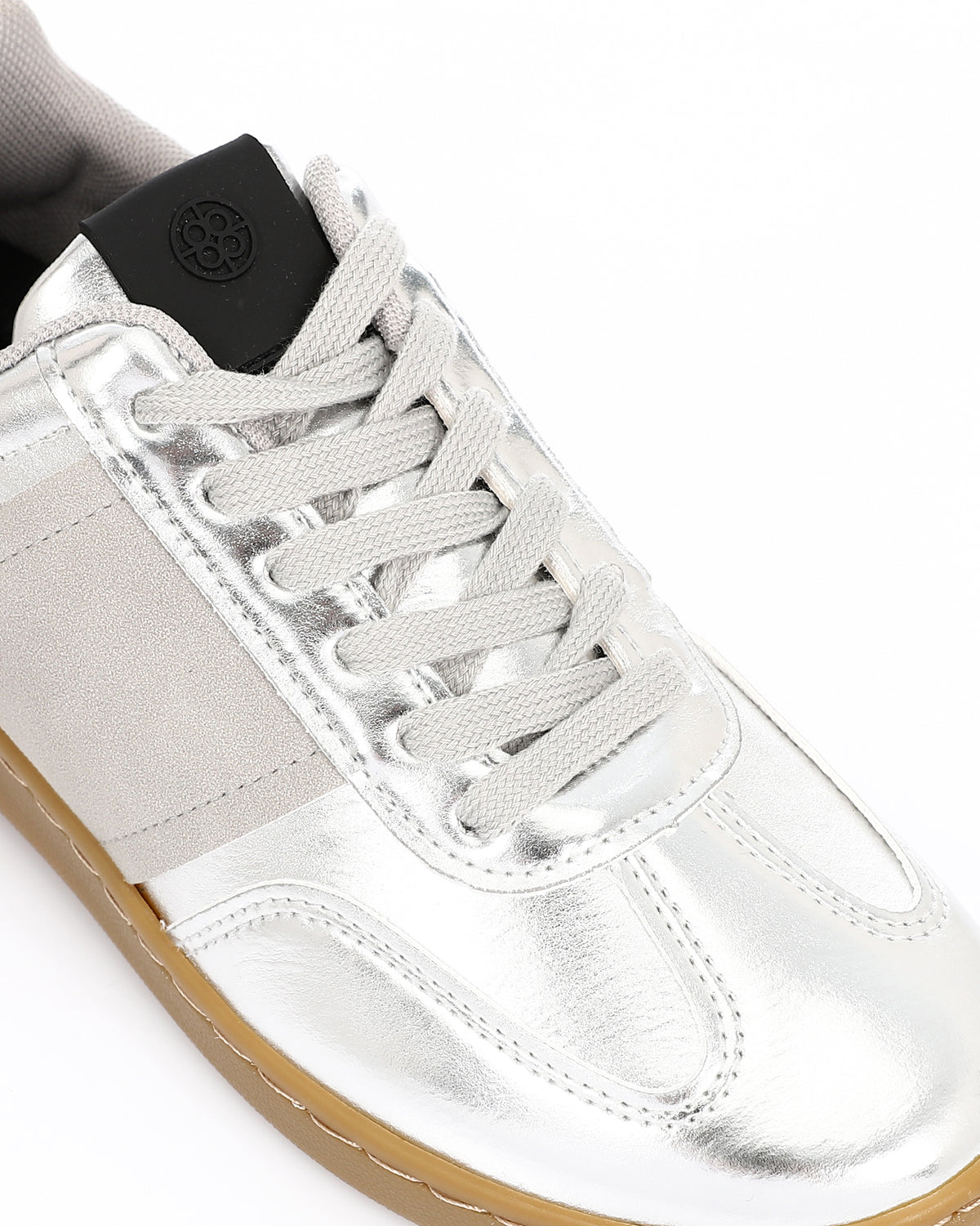 GPS-DVTV-039 Stiched Touch Of Gold Sneakers