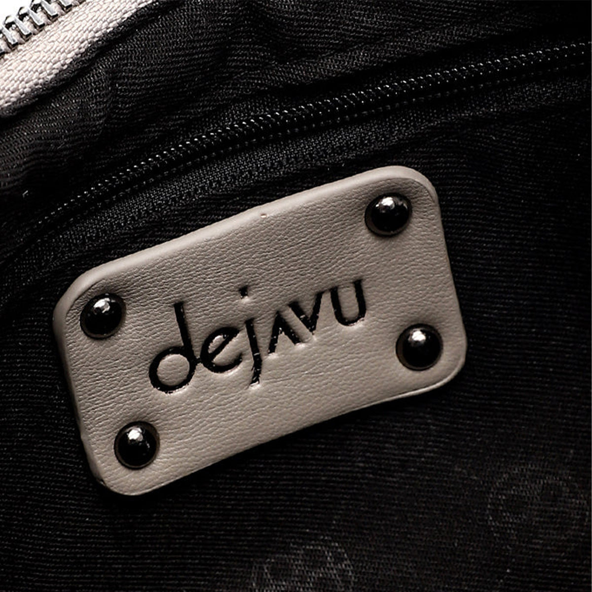 LID-DVTH-010 Silver Chain Handle Shoulder Bag