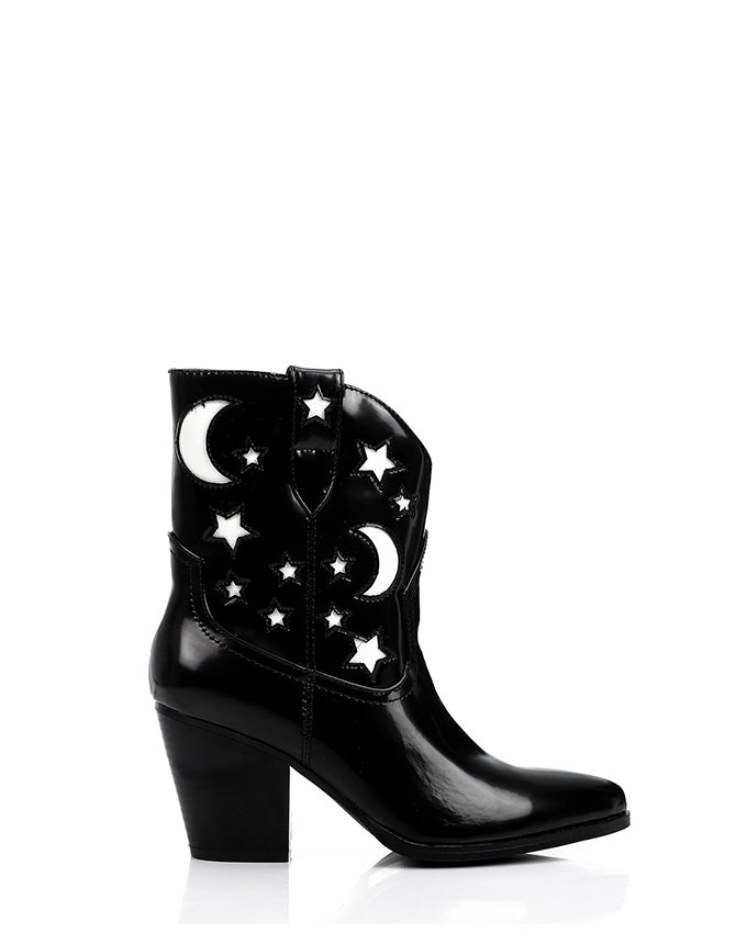 PRD-DVTF-007  Crescents & Stars Half Boot