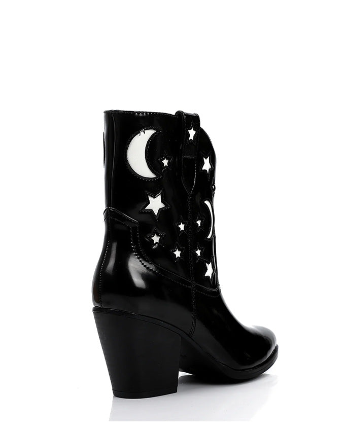 PRD-DVTF-007  Crescents & Stars Half Boot