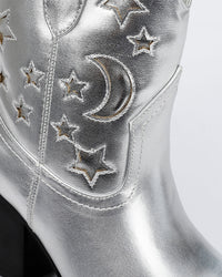 PRD-DVTF-007  Crescents & Stars Half Boot