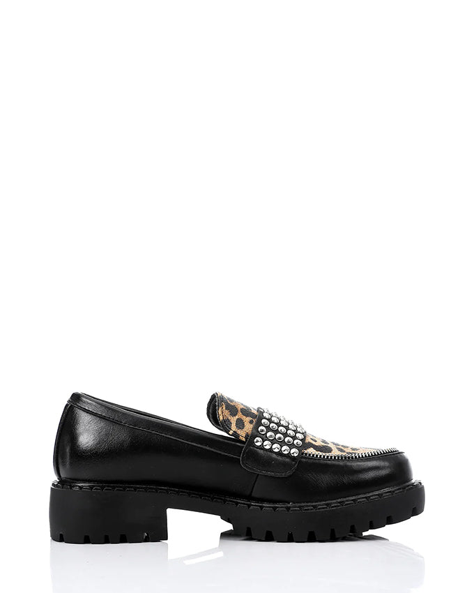 PRD-DVTF-004 Loafer With Wild Animal Pattern Detail