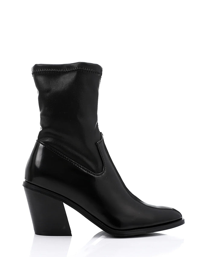 PRD-DVTF-005 RoundToecap Heeled Calf Boot