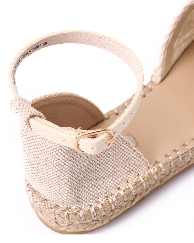 XIE-DJTX-007 Roper Sandal Shoes