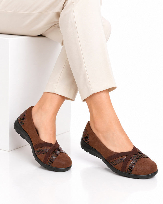 CHE-DVTS-013 Cross Strap Reptile Comfort Ballerina