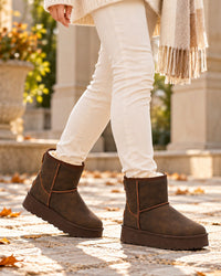 GOR-DVTS-003 Shearling-Lined Nubuck Ankle Boots