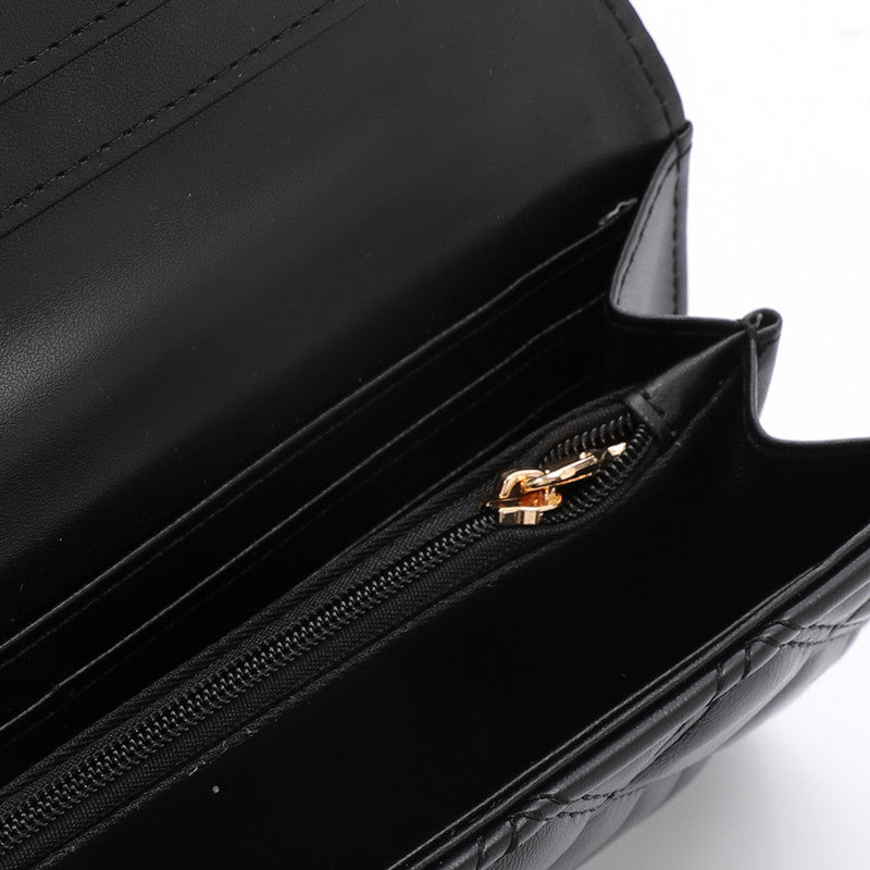 LID-DJTV-029 Lock Closure Quilted Wallet