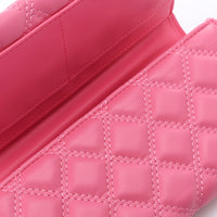 LID-DJTV-029 Lock Closure Quilted Wallet