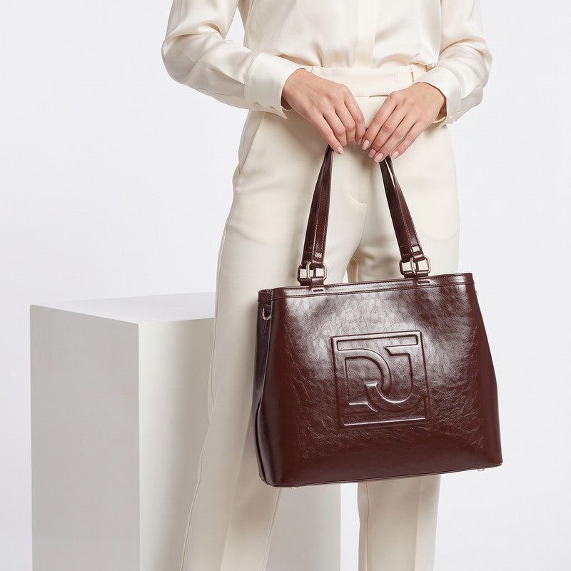 LID-DVTS-033 Embossed Logo Shoulder Bag