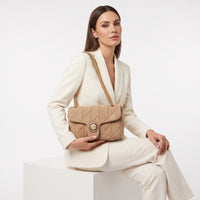 LID-DVTS-037 Gold Logo Chain Straps Shoulder Bag