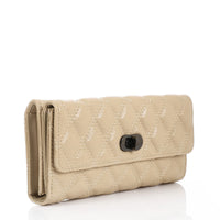 LID-DVTV-055 Lock Closure Quilted Wallet