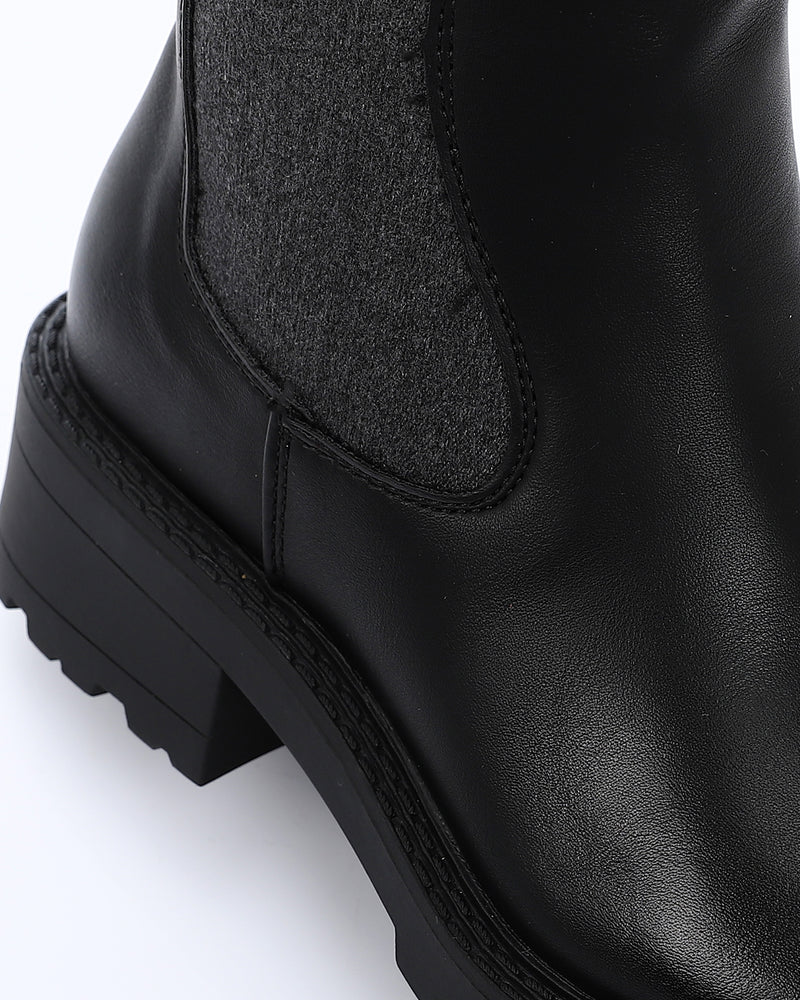 PRD-DVTV-010 Classic Mid-Calf Flat Boots