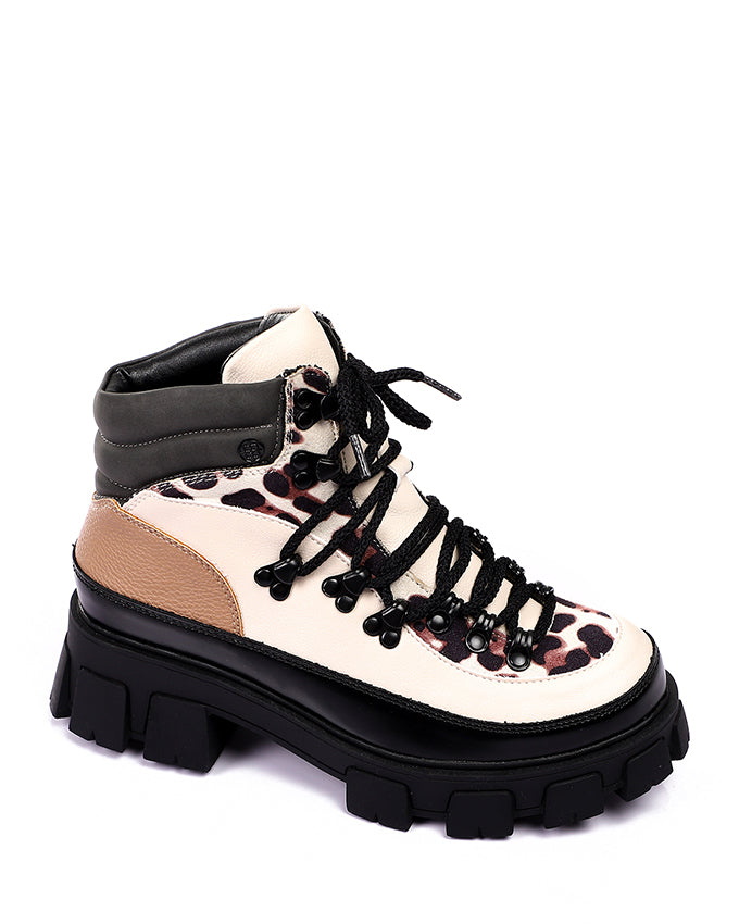 PRD-DVTH-009 Lace Up hiking boot